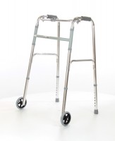 WG-W916 İki Tekerlekli Alüminyum Hareketli Walker - 38