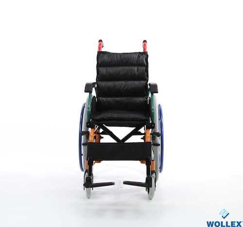 W980 ÇOCUK TEKERLEKLİ SANDALYE 