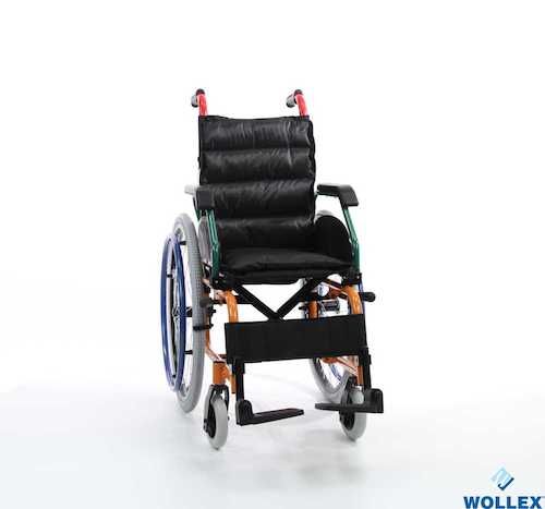 W980 ÇOCUK TEKERLEKLİ SANDALYE 