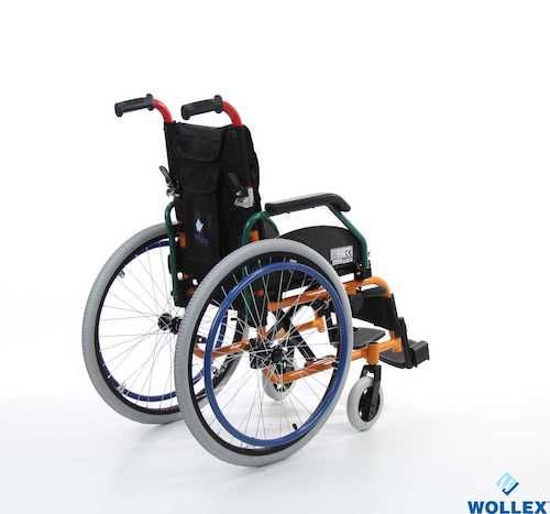 W980 ÇOCUK TEKERLEKLİ SANDALYE 