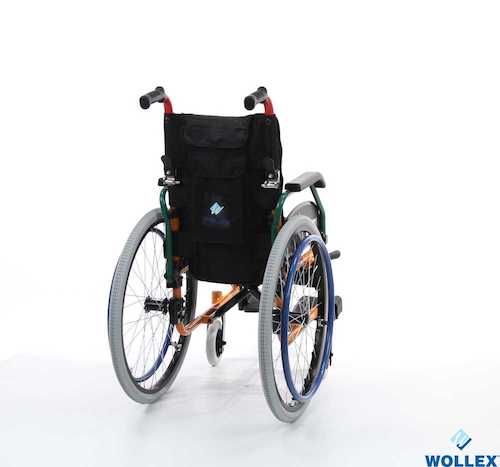 W980 ÇOCUK TEKERLEKLİ SANDALYE 