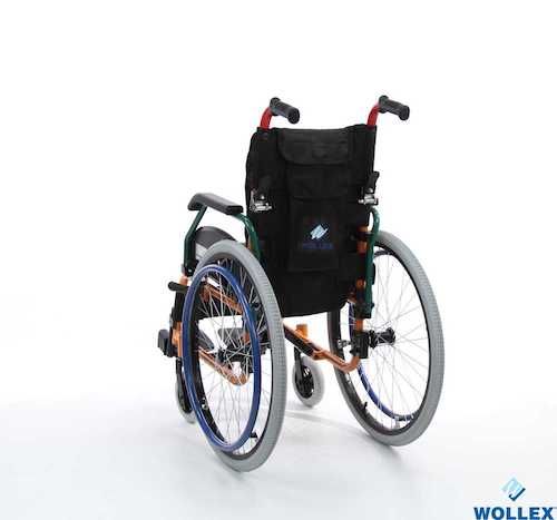 W980 ÇOCUK TEKERLEKLİ SANDALYE 