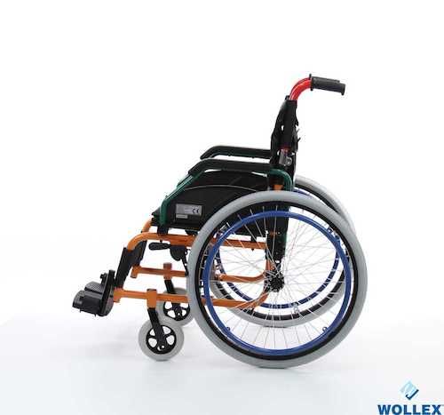 W980 ÇOCUK TEKERLEKLİ SANDALYE 