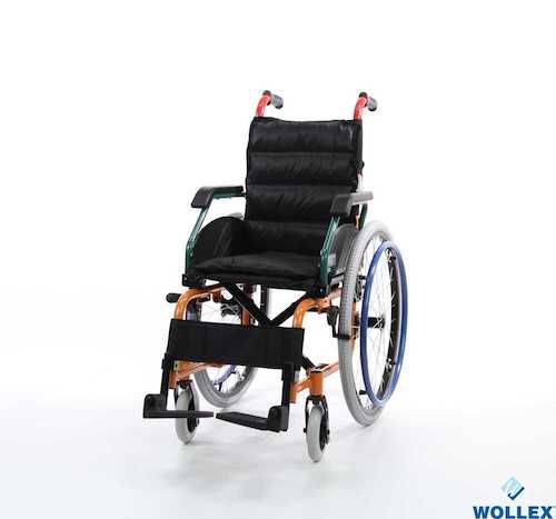 W980 ÇOCUK TEKERLEKLİ SANDALYE 