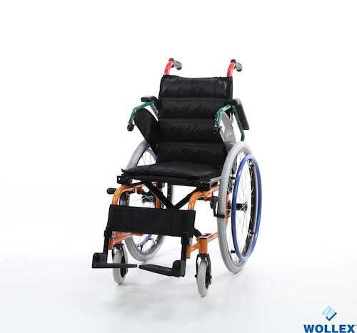 W980 ÇOCUK TEKERLEKLİ SANDALYE 