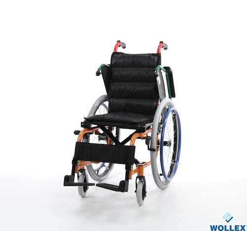 W980 ÇOCUK TEKERLEKLİ SANDALYE 