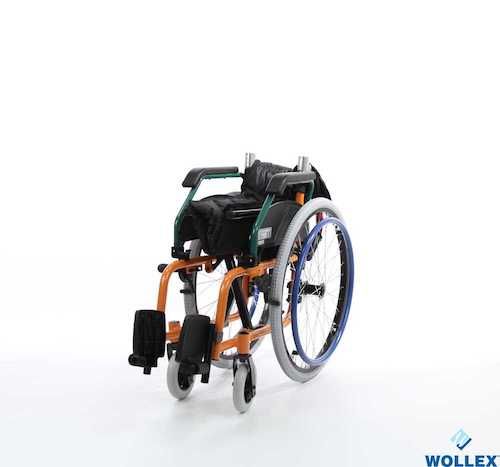 W980 ÇOCUK TEKERLEKLİ SANDALYE 