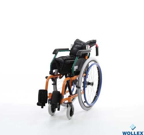 W980 ÇOCUK TEKERLEKLİ SANDALYE 