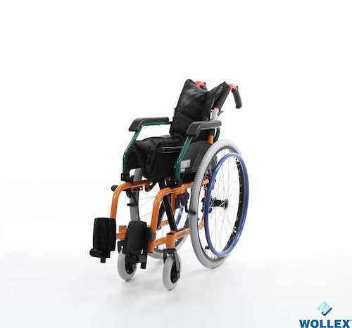W980 ÇOCUK TEKERLEKLİ SANDALYE 