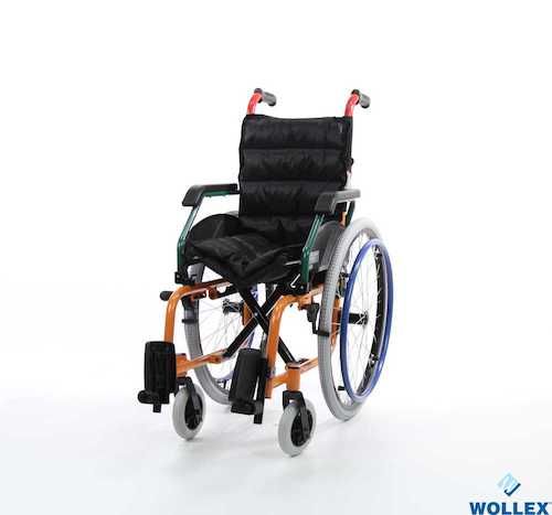 W980 ÇOCUK TEKERLEKLİ SANDALYE 
