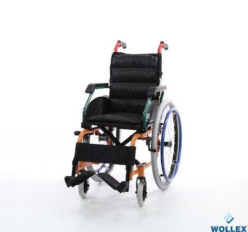 W980 ÇOCUK TEKERLEKLİ SANDALYE 