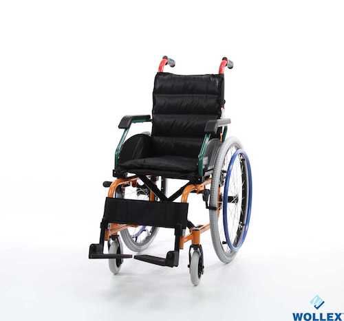 W980 ÇOCUK TEKERLEKLİ SANDALYE 